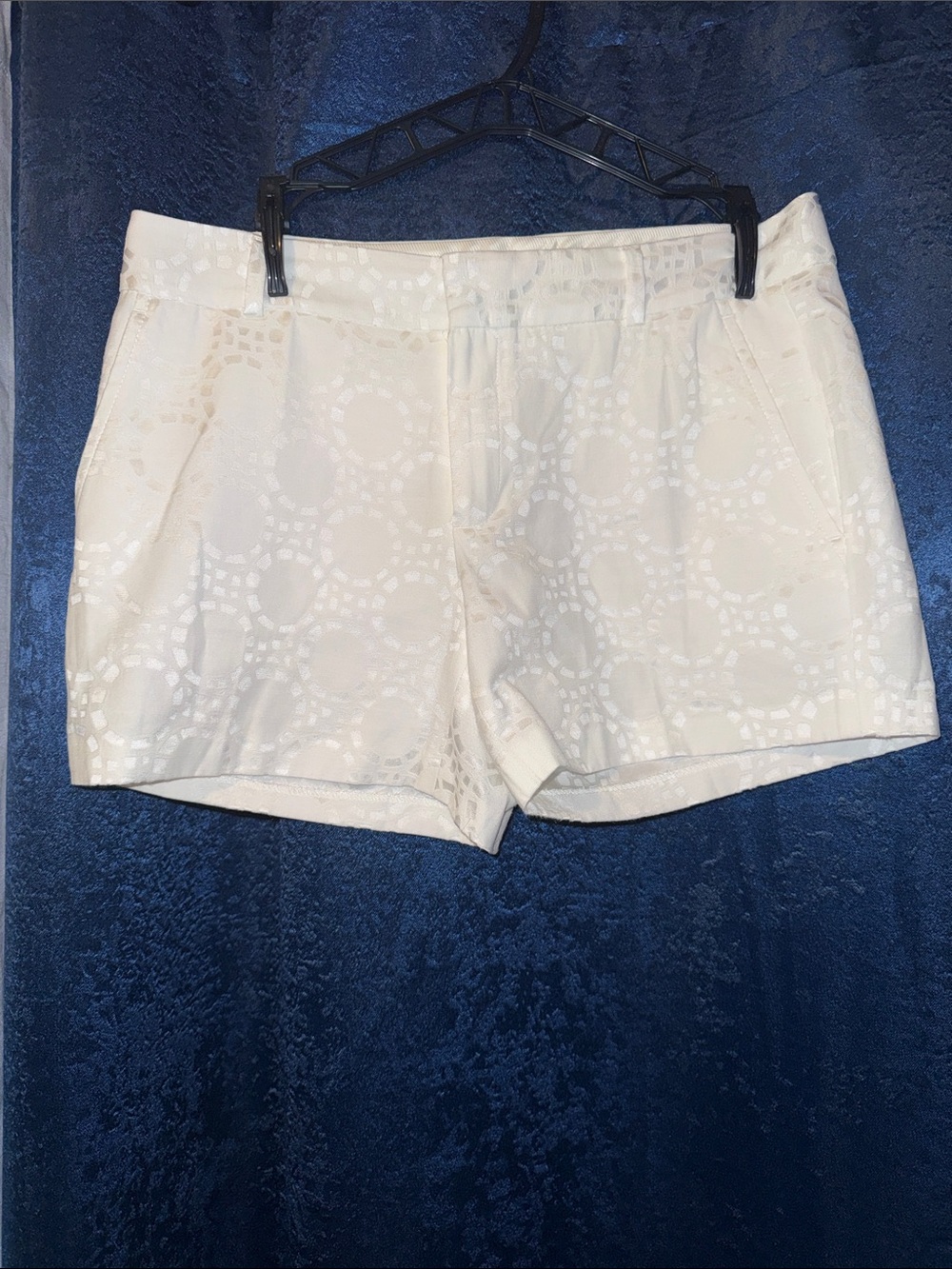 Banana Republic Cream Women's Flat Front Shorts with Eyelet Pattern